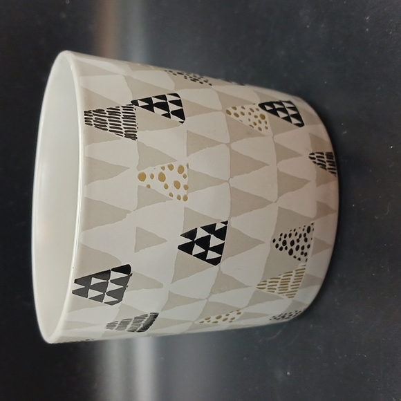 Starbucks 14 Oz.  Christmas Tree/ Holiday Coffee Mug/Tea Cup 2016 - Picture 2 of 6